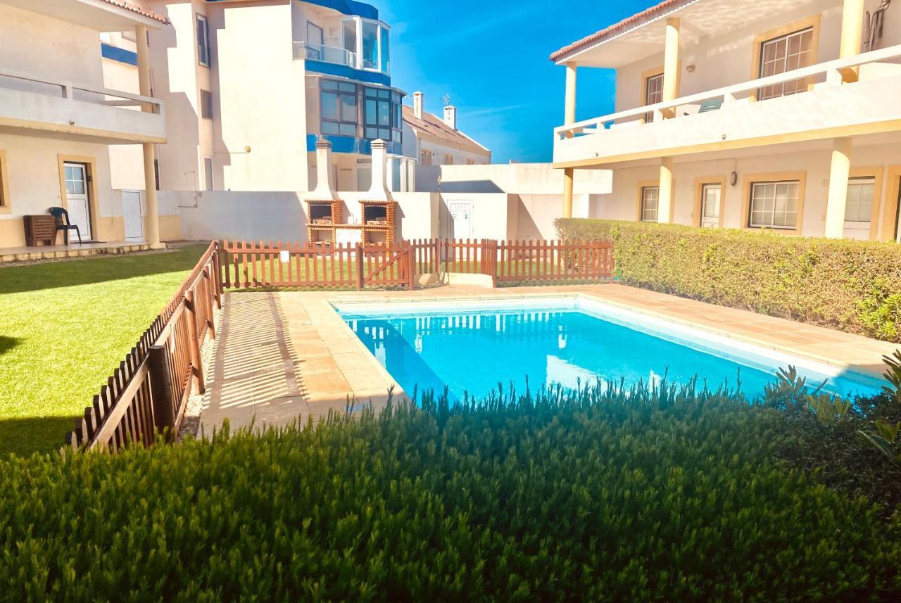 Casa Pedro - Baleal Beach, Balcony, Pool エクステリア 写真