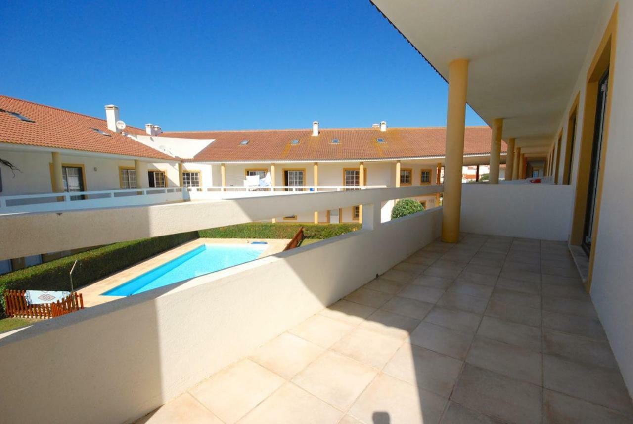 Casa Pedro - Baleal Beach, Balcony, Pool エクステリア 写真