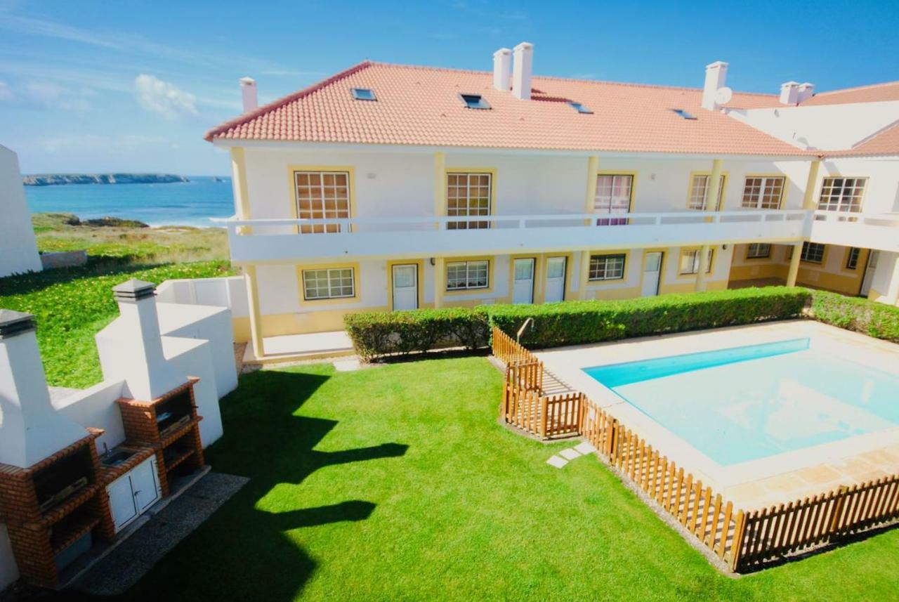 Casa Pedro - Baleal Beach, Balcony, Pool エクステリア 写真